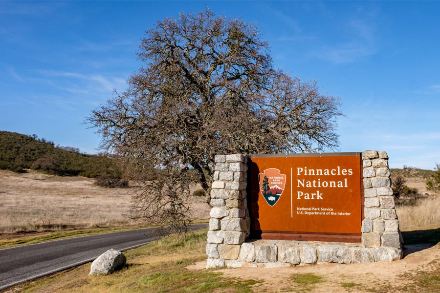 Tour Pinnacle National Park